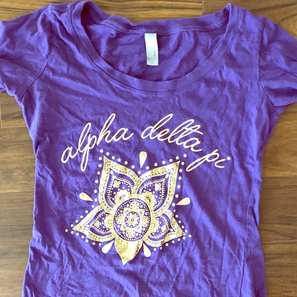 ADPi t-shirt